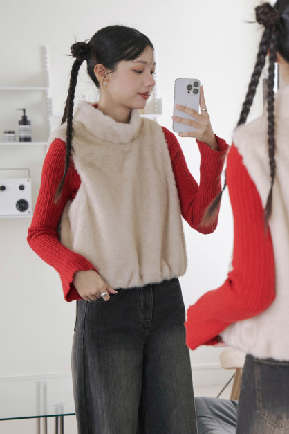 毛絨絨立領背心