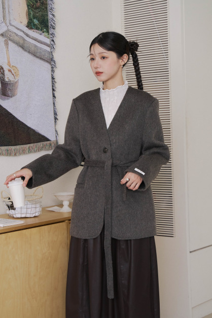 V領單釦羊毛西裝外套