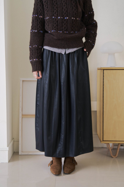 摺紋感鬆緊皮革長裙