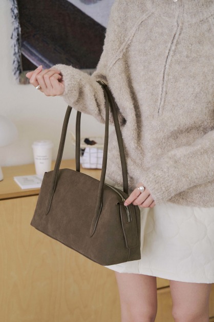 (預)霧面紋理感提把長方包