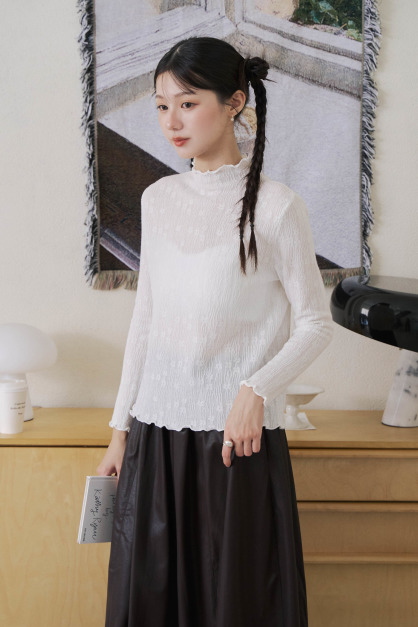 細紋小花捲邊針織衣