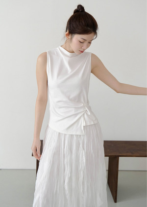 抓摺扭結開衩微領背心