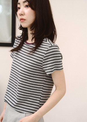 配色圓領條紋TEE
