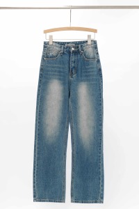 直挺版修身牛仔褲