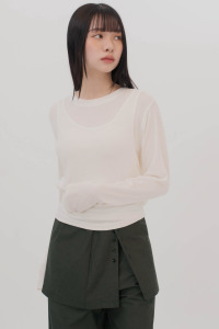 假兩件腰簍空上衣