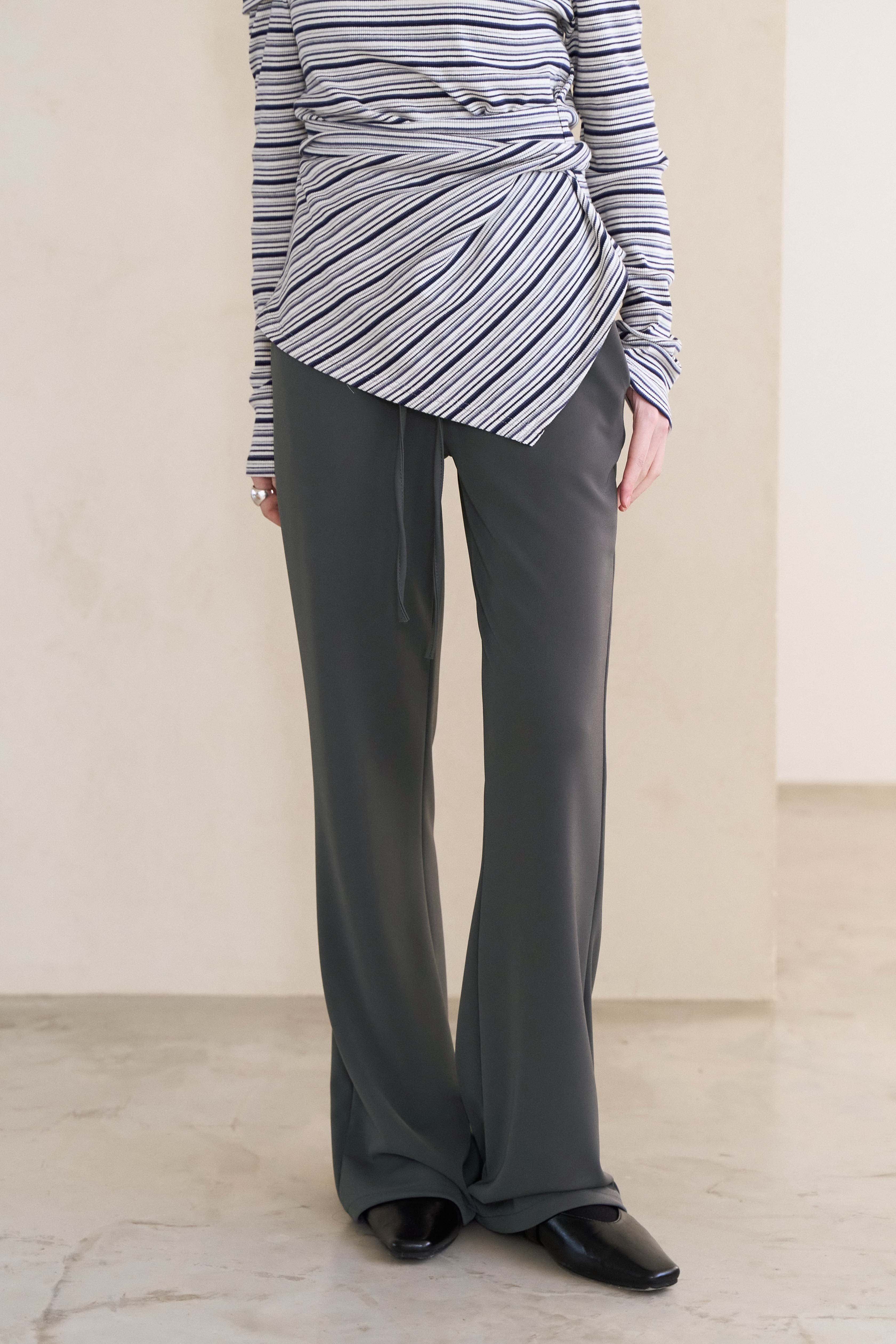 彈性滑布微喇叭長褲