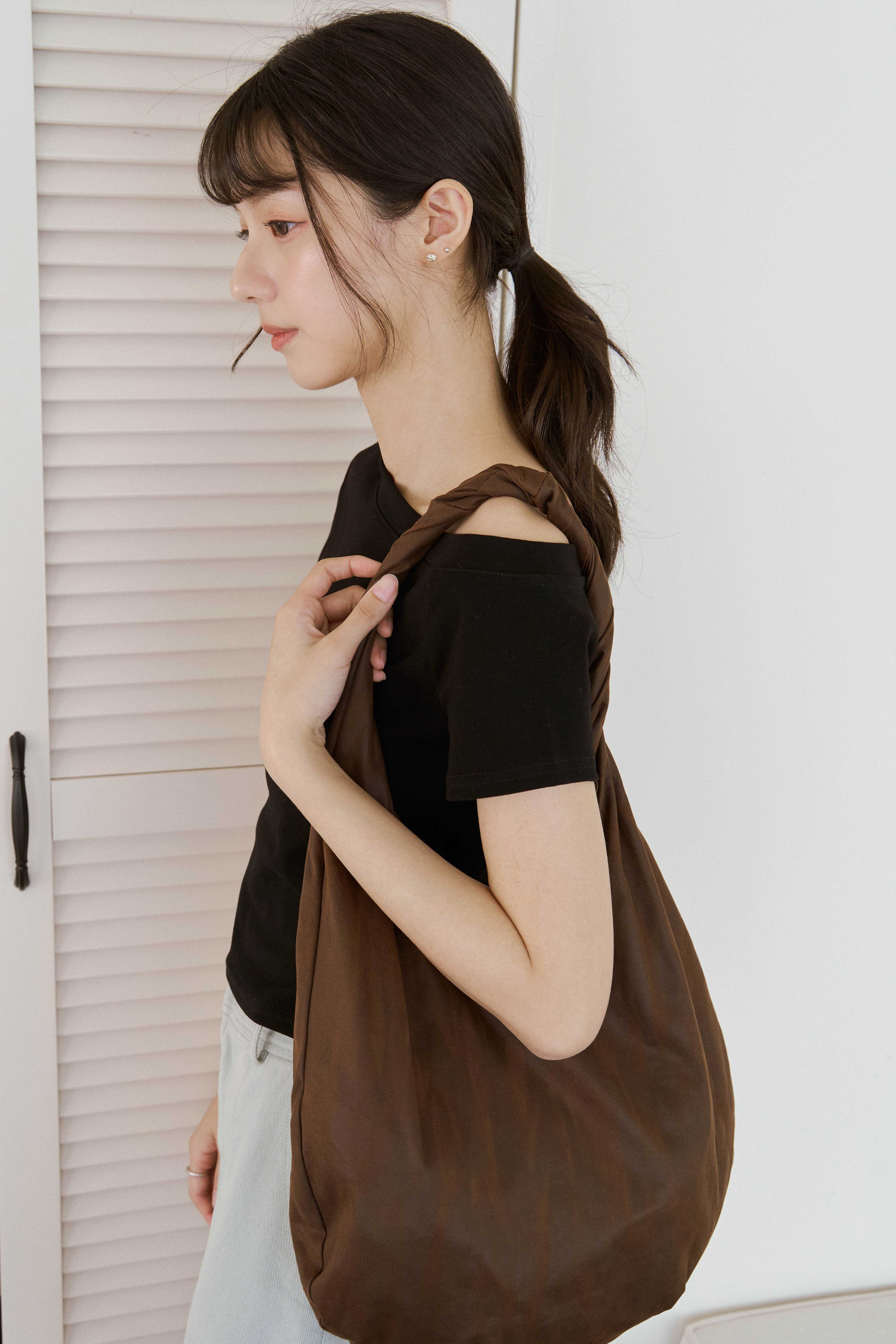 暈染刷紋扭轉單肩包