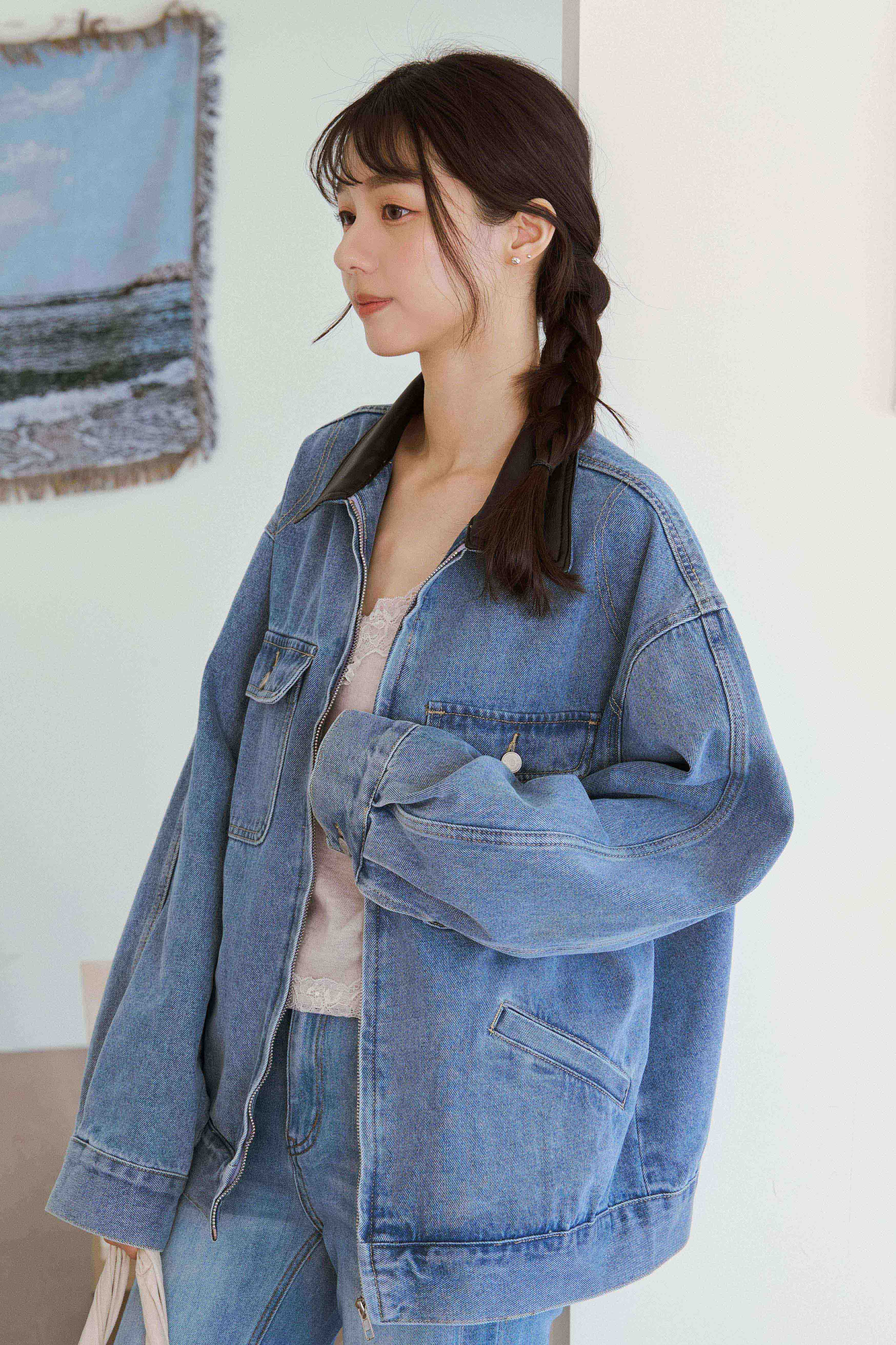 拼接皮領寬版丹寧外套