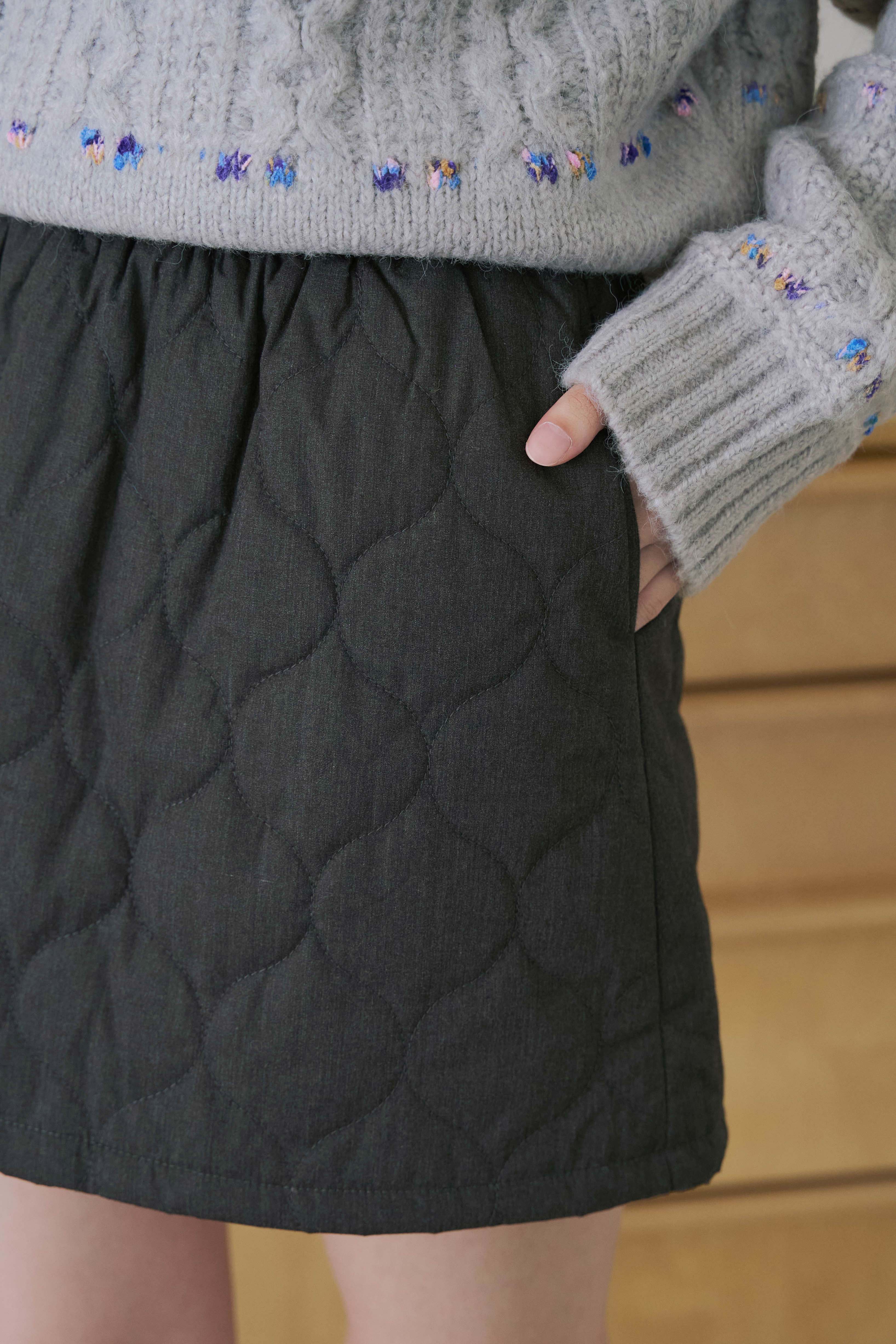 衍縫格鬆緊短裙