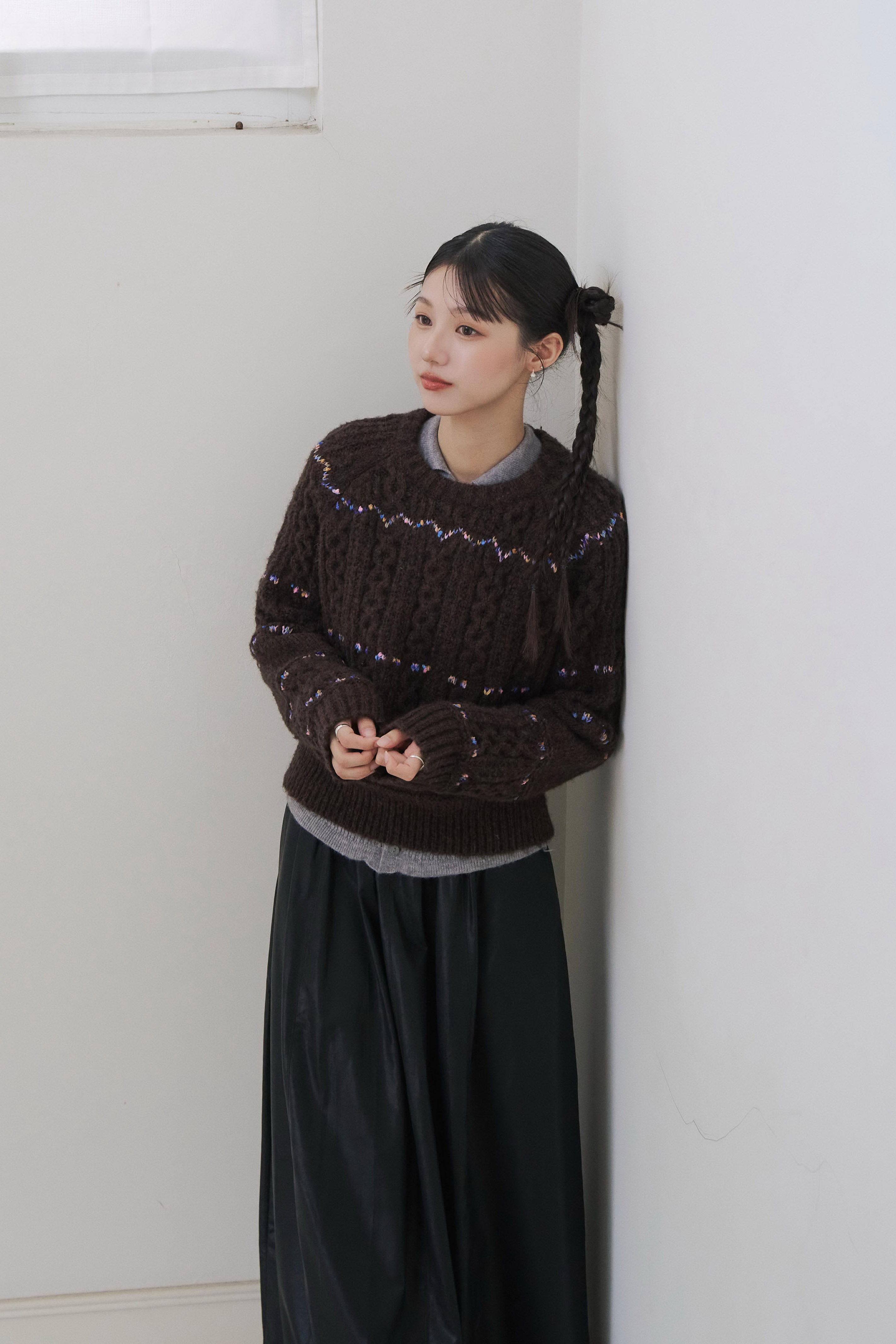 彩色編織麻花短毛衣