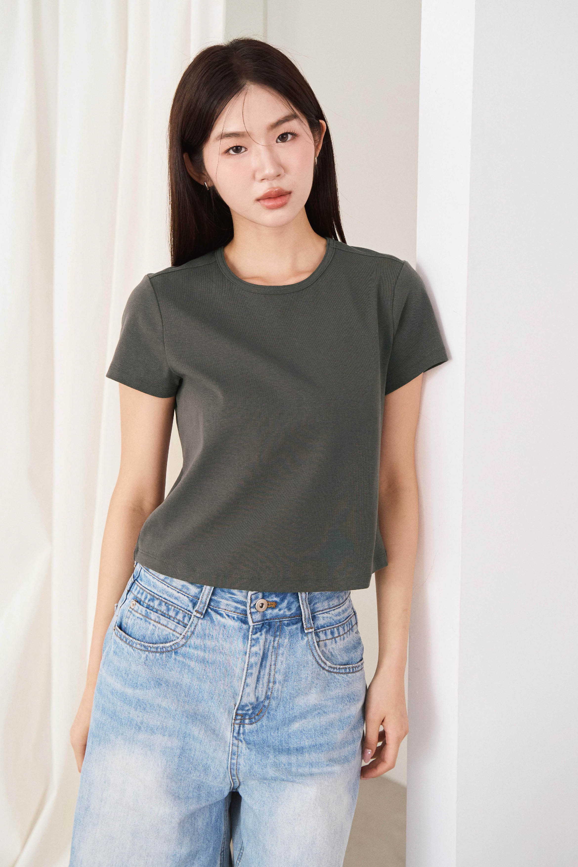 低肩線鬆身挺版棉TEE