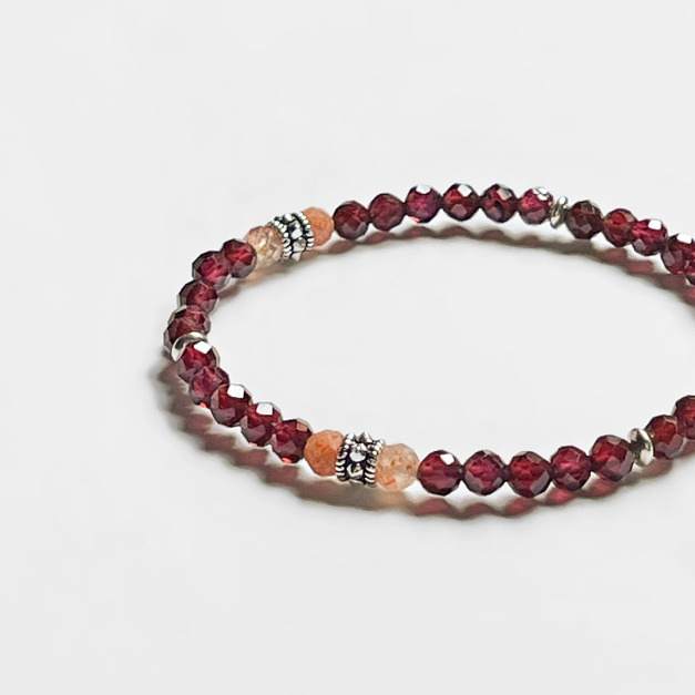 紅石榴太陽石鉚釘手鍊