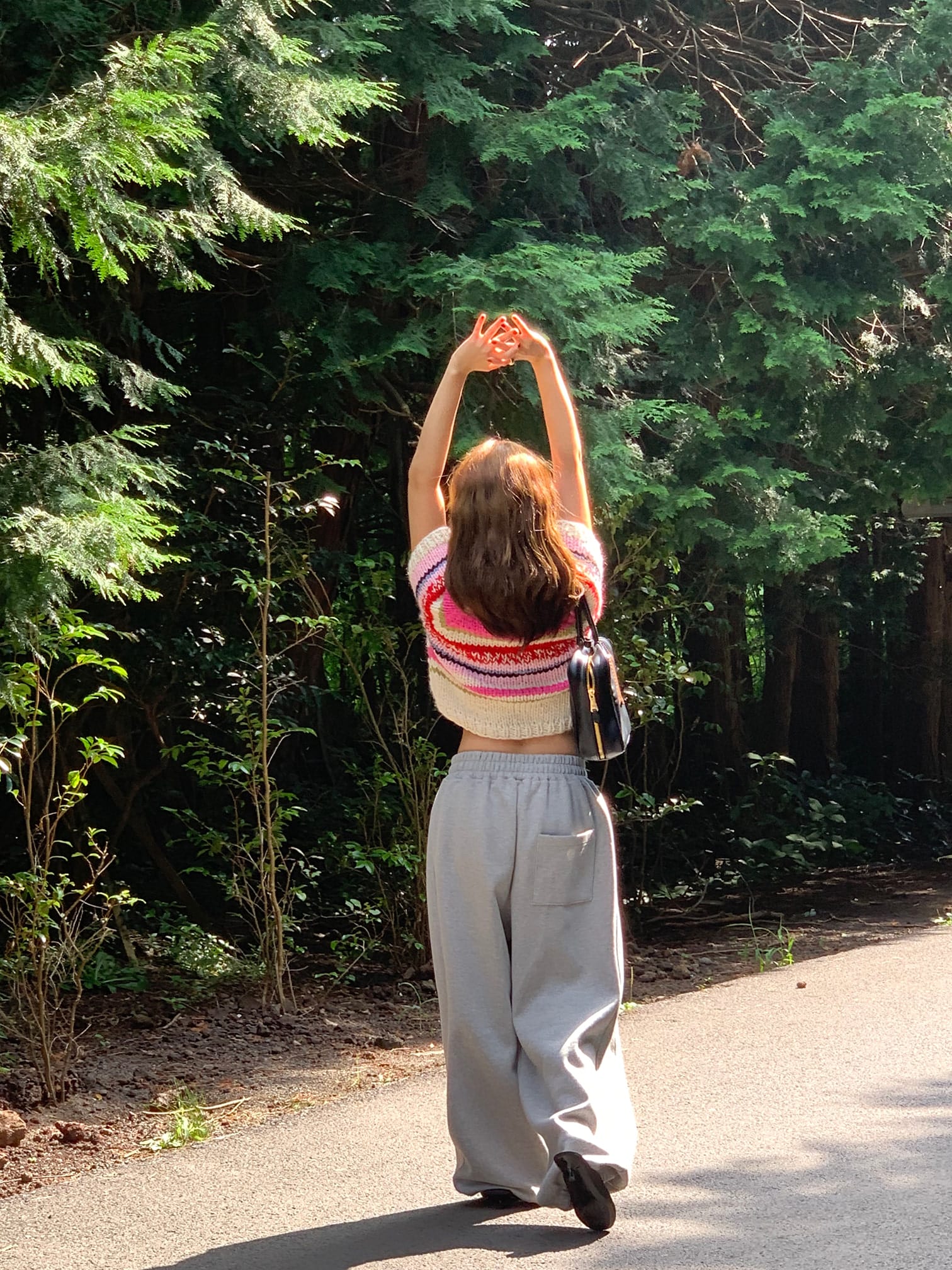 手工針織上衣搭配