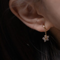 垂墜鍊條小鑽花．蚊香盤耳夾 - 金色_2