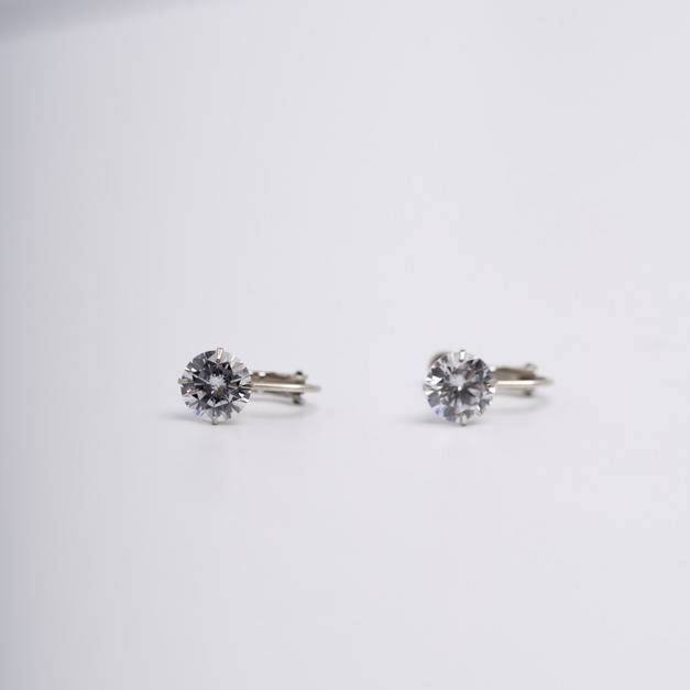 日本直送 | 絕美閃耀單鑽．螺旋夾式耳環 - 銀色/金色