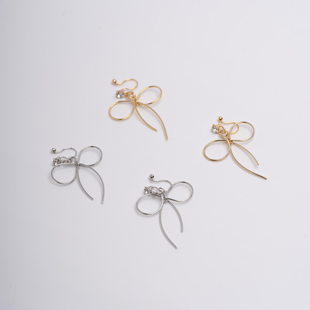 日本直送 | 線條感蝴蝶結．U型耳夾 - 銀色/金色