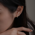 日本直送 | 線型排列珍珠鋯石．U型彈簧耳夾 - 銀色/金色_4
