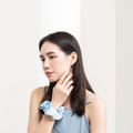 塗釉弧面小耳圈．一體成型螺旋耳夾 - 藍色_3