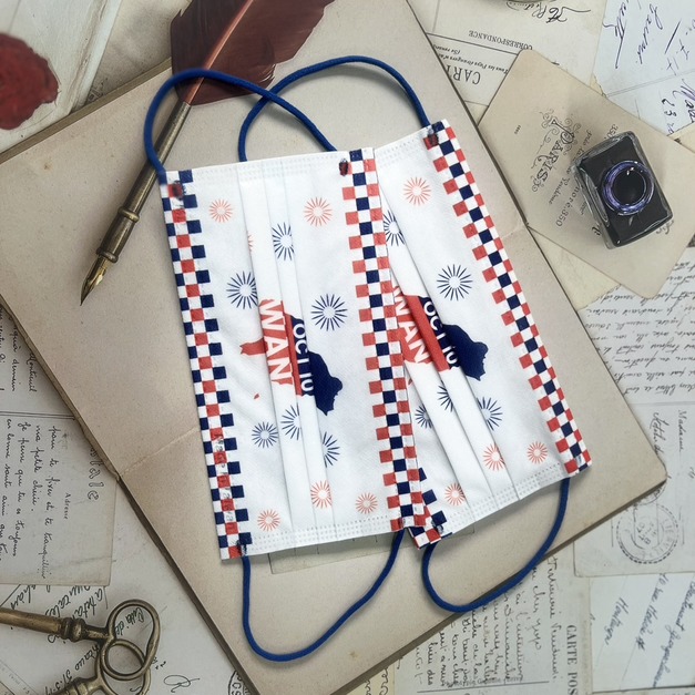 水舞醫用口罩 成人平面 設計款-綻放台灣 (10入/盒)