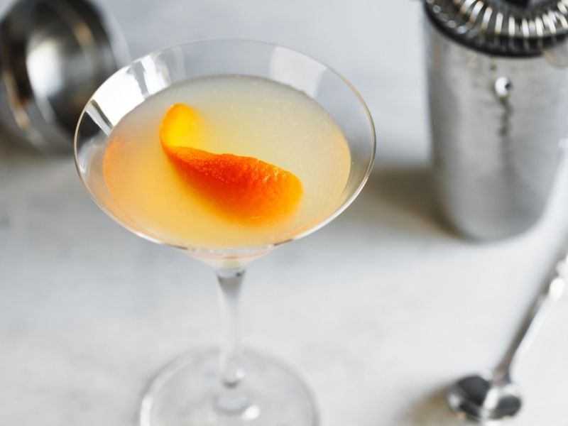 Corpse Reviver #2(亡者復甦二號) -讓人死而復生的酒，來試否？