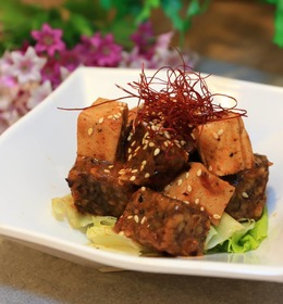 【0305】麻辣百頁米血