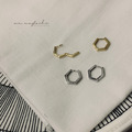 韓 925純銀六角小耳環_3