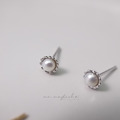 韓 925silver小花邊珍珠耳環_5