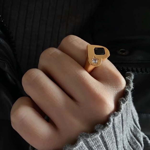 韓 愛心方黑鑽手戒