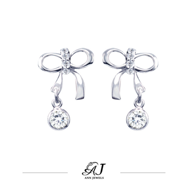 585K金｜單鑽圓蝴蝶結耳飾 V1397