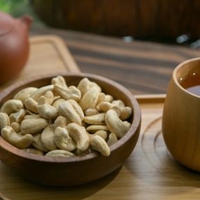 低溫烘焙腰果(600公克)