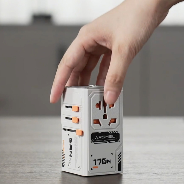 Arsmel 多功能 170W 機甲旅行超能充