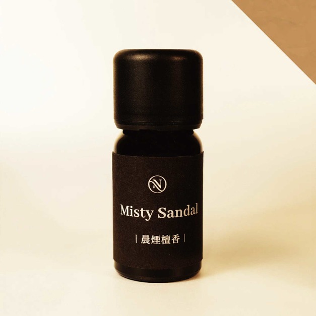 香氛精油｜晨煙檀香 Misty Sandal