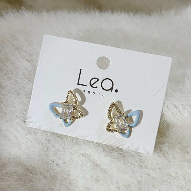 天空蝴蝶耳環
