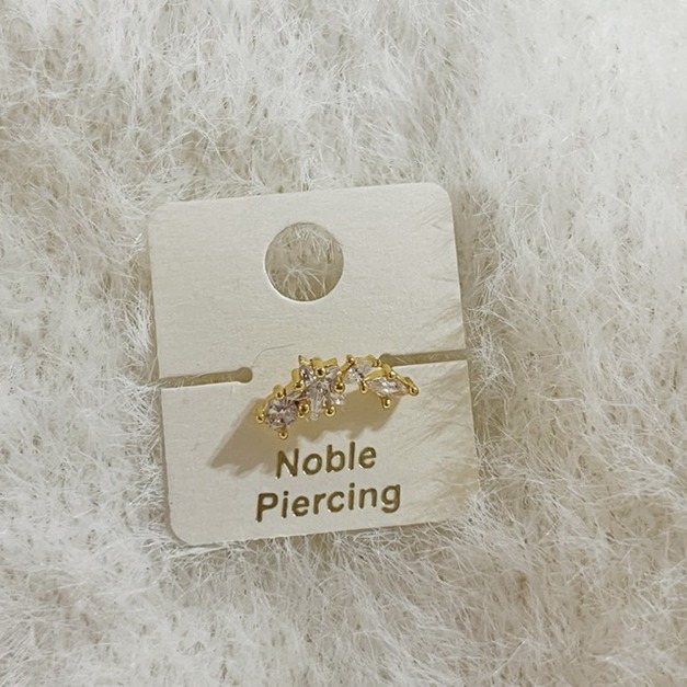 流星耳骨釘