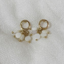 貝殼片垂墜耳環