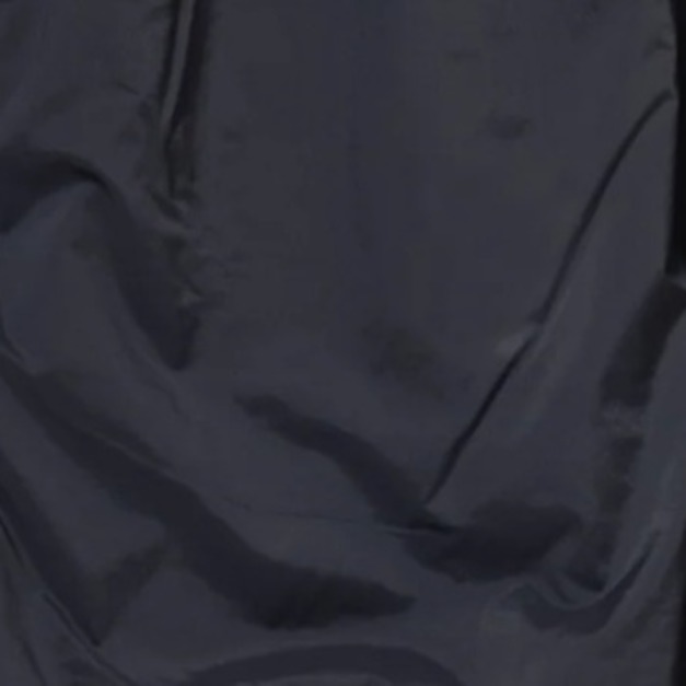 R17 / CHARCOAL 深灰