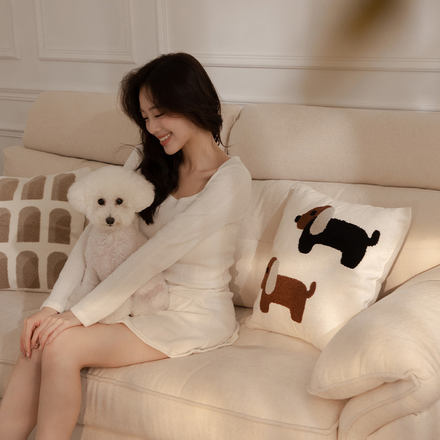 暖嶼｜韓系萌寵臘腸狗抱枕