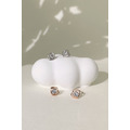 925純銀｜幾何玫瑰耳飾(白) Z13000HP_1