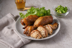 招牌黃金翅包飯