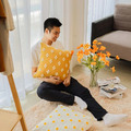 精緻刺繡花朵抱枕_4
