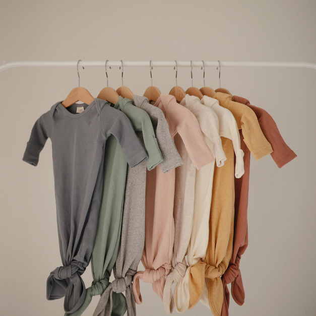 Mushie Ribbed Knotted Baby Gown 寶寶連身服
