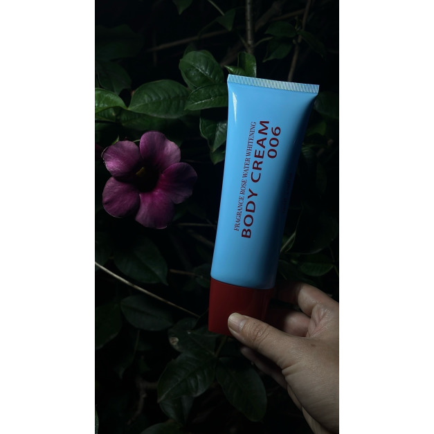 香氛玫瑰花水淨白身體霜 120ml