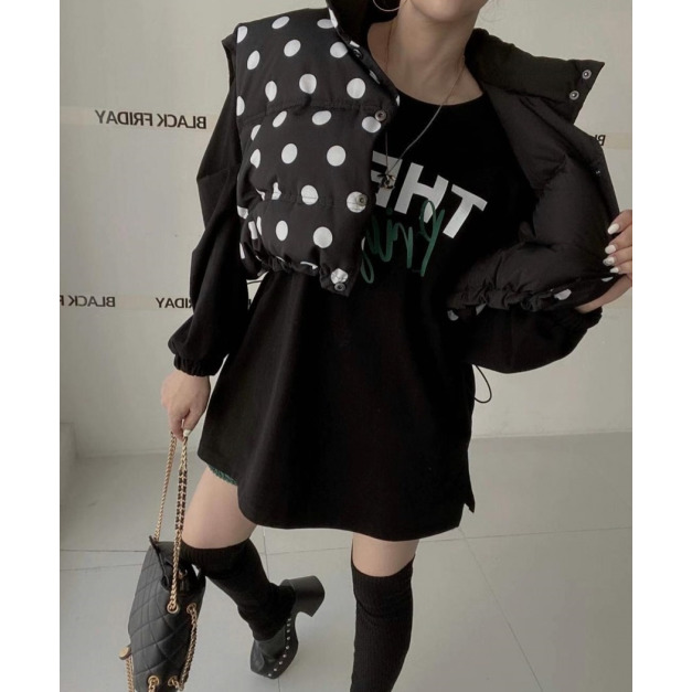 現貨 韓國設計師點點短版羽絨背心-黑