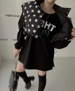 現貨 韓國設計師點點短版羽絨背心-黑