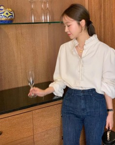 現貨 正韓緹花襯衫2色