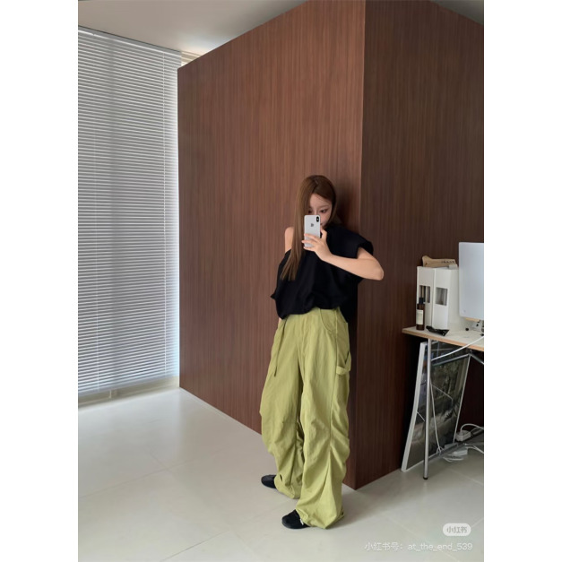 新品現貨♢簡約質感斜肩設計上衣