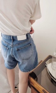 新品♢清爽高腰復古牛仔短褲