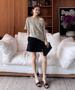 新品 ❘ 高雅天絲斜肩針織上衣