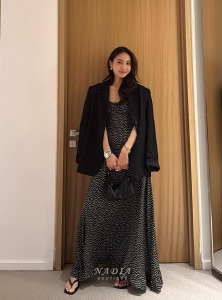 新品 ❘ 微光雪點吊帶洋裝