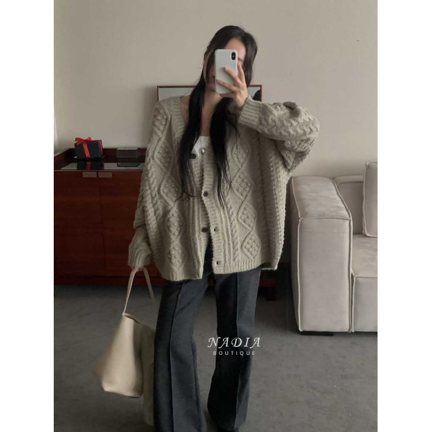 新品爆款｜大麻花溫柔厚針織外套